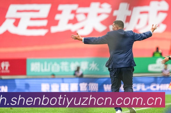 文班四十一分十八篮板三盖帽零失误领衔马刺大胜勇士卡斯尔十五分赛场复盘战术观察:最新赛事动态与深度分析 文班四十一分十八篮板三盖帽零失误领衔马刺大胜勇士卡斯尔十五分赛场复盘战术观察:最新赛事动态与深度分析