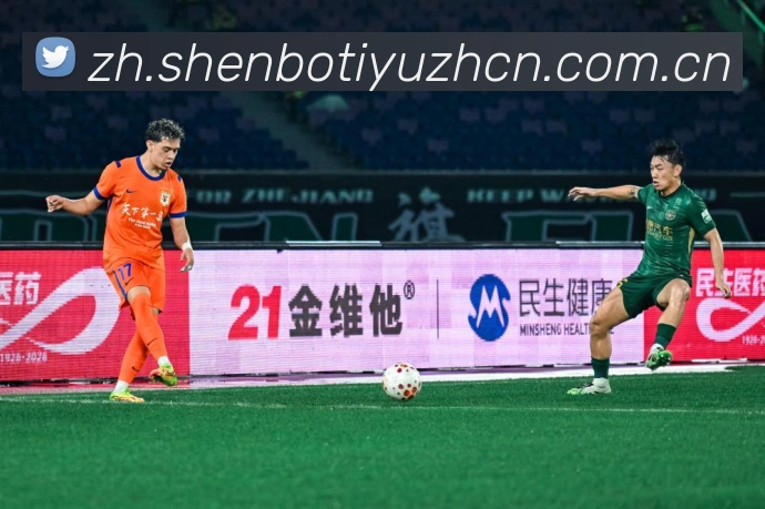 德弗里领衔后防核心解析他在球队防守体系中的关键作用数据研判:最新赛事动态与深度分析 德弗里领衔后防核心解析他在球队防守体系中的关键作用数据研判:最新赛事动态与深度分析
